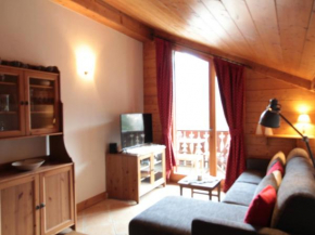 4 pièces spacieux bien équipé avec Wi-Fi et parking, au pied du ski bus - FR-1-572-241 Les Carroz-D'arâches